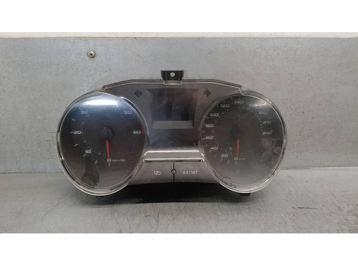 Recambio de cuadro instrumentos para seat ibiza (6j5) 1.9 tdi referencia OEM IAM 6J0920800L A2C53311201 VD0