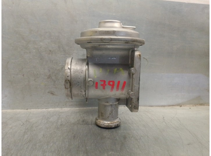 Recambio de valvula egr para bmw serie 3 berlina (e46) 2.0 16v diesel cat referencia OEM IAM 7785789 72252302 PIERBURG