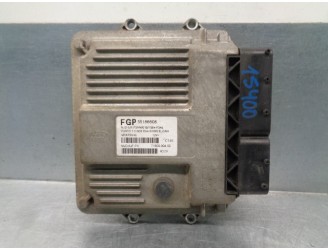 Recambio de centralita motor uce para fiat punto berlina (188) 1.3 16v multijet feel referencia OEM IAM 55186608 7160000402 