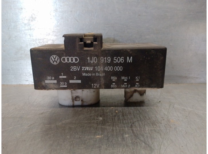 Recambio de caja precalentamiento para seat ibiza (6l1) 1.4 16v referencia OEM IAM 1J0919506M 898967000 TRW