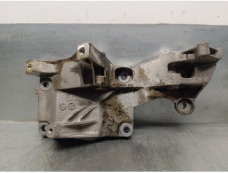 Replacement alternator bracket for Seat Ibiza (6L1) 1.4 16V OEM IAM reference 045903143E 045903143E 