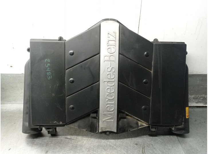 Recambio de tapa motor para mercedes-benz clase m (w164) 5.0 v8 24v cat referencia OEM IAM A1120940004 