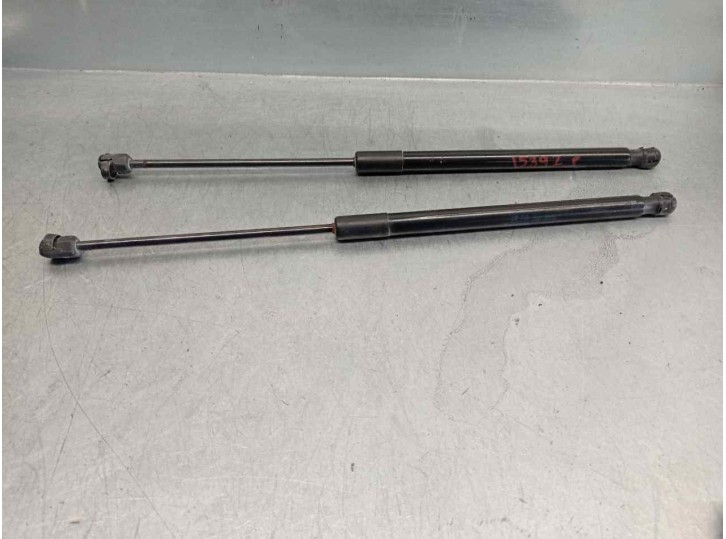 Recambio de amortiguadores maletero / porton para audi a1 (8x) ambition referencia OEM IAM 8X3827552 