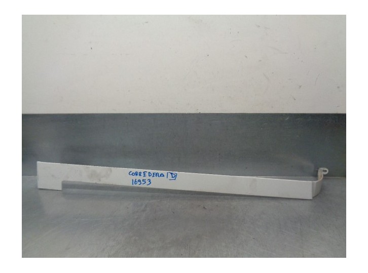 Recambio de moldura para renault kangoo 1.5 dci diesel referencia OEM IAM 8200440889C  