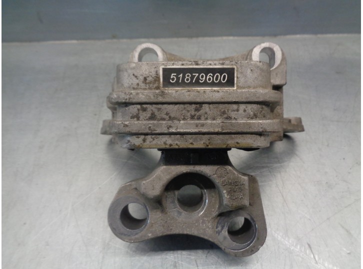 Recambio de soporte motor izquierdo para alfa romeo giulietta (191) 2.0 jtdm referencia OEM IAM 51879600 