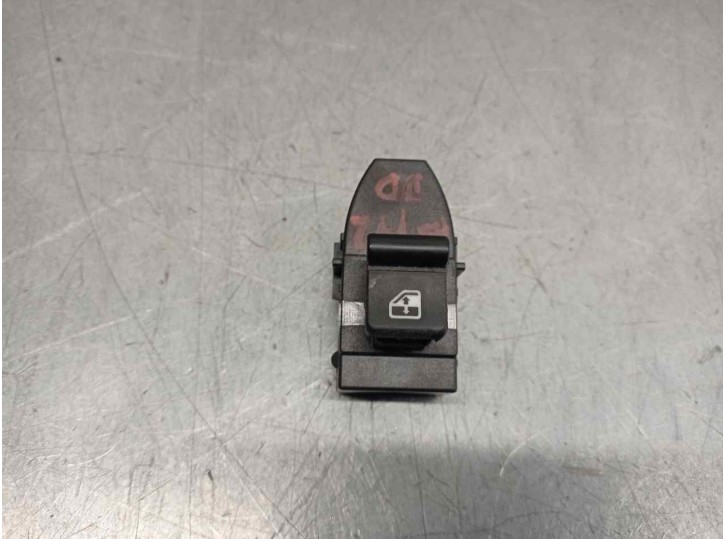 Recambio de mando elevalunas delantero derecho para alfa romeo giulietta (191) 2.0 jtdm referencia OEM IAM 15609784  