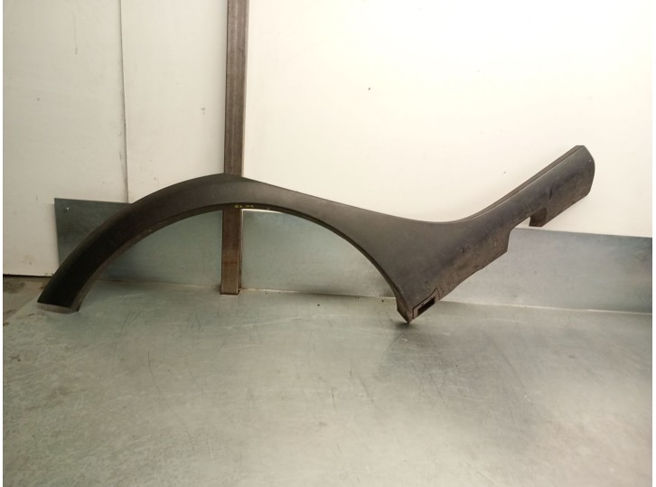 Recambio de aletin trasero derecho para dacia sandero ii 0.9 tce cat referencia OEM IAM 788A27813R 788A27813R 