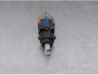 Recambio de interruptor para fiat ducato caja cerrada 33 (06.2006 =>) 2.3 jtd cat referencia OEM IAM 46840511  