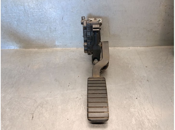 Recambio de potenciometro pedal para renault laguna ii (bg0) 1.9 dci diesel fap referencia OEM IAM 6PV00811901 8200415817 