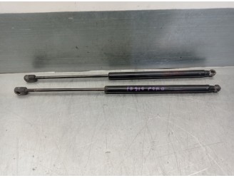 Replacement trunk / tailgate shock absorbers for Hyundai Getz (TB) 1.5 CRDi CAT OEM IAM reference 817701C001 5 DOORS
