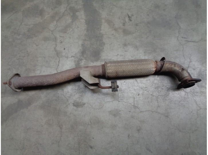 Replacement front exhaust pipe for Nissan Primera Saloon (P12) 1.9 16V Turbodiesel CAT OEM IAM reference 