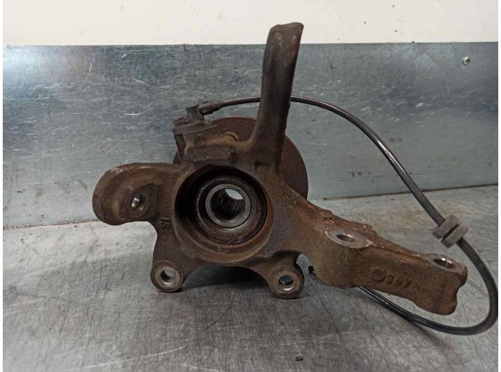 Replacement front left steering knuckle for Nissan Almera (N16/E) Acenta OEM IAM reference 400155M000 400155M000 