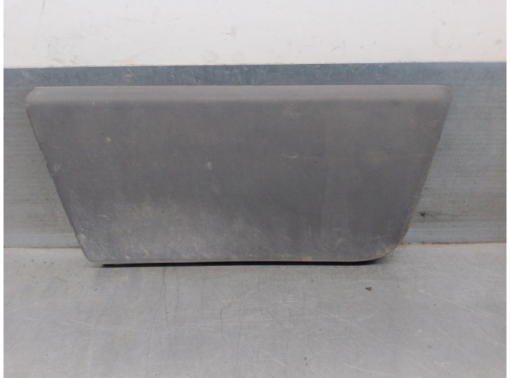 Recambio de molduras delanteras para fiat ducato caja cerrada 33 (06.2006 =>) 2.3 jtd cat referencia OEM IAM 1305776070 