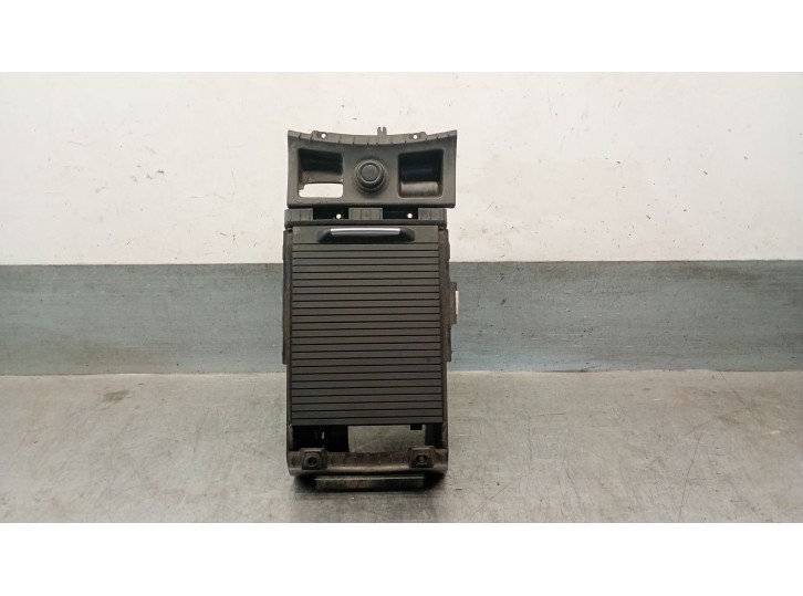 Replacement console for ford kuga ii (dm2) 2.0 tdci OEM IAM reference GV41S045H62ABW 2126689 