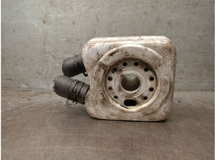 Recambio de enfriador aceite motor para seat ibiza (6l1) 1.9 sdi referencia OEM IAM 028117021B 028117021L 