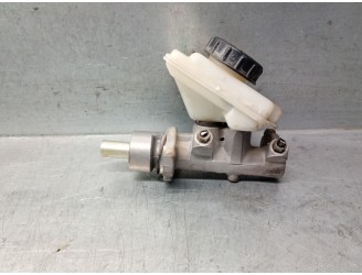 Replacement brake master cylinder for Citroën Saxo 1.1 OEM IAM reference 311969 4601F4 