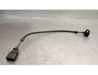 Replacement sensor for Seat Cordoba (6L2) 1.9 TDI OEM IAM reference 490102 