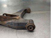 Recambio de brazo suspension inferior delantero izquierdo para ssangyong rodius xdi referencia OEM IAM 4450121001  