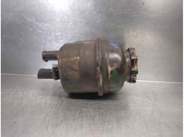 Recambio de deposito servo para nissan nissan l - 35.4r | 0.90... l35/2 referencia OEM IAM 3951937  