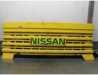 Recambio de rejilla delantera para nissan nissan l - 35.4r | 0.90... l35/2 referencia OEM IAM 15200144  
