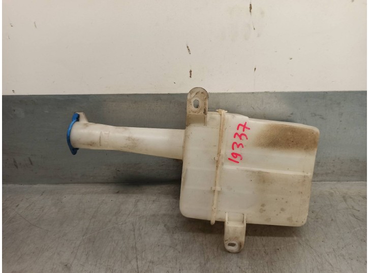 Recambio de deposito limpia para kia shuma ii 1.6 cat referencia OEM IAM 0K2C167480 5 PUERTAS