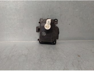 Recambio de motor calefaccion para lexus is 200 (ds2/is2) d-cat referencia OEM IAM 0638000171 DE TRAMPILLA 