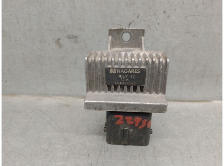 Recambio de caja precalentamiento para peugeot bipper (aa_) 1.4 hdi referencia OEM IAM 9645668680 