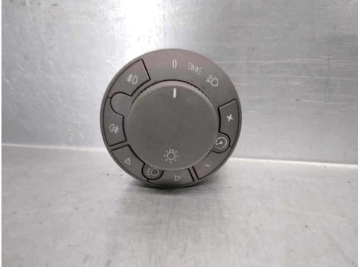 Recambio de mando luces salpicadero para opel corsa d 1.4 16v referencia OEM IAM 13249401 