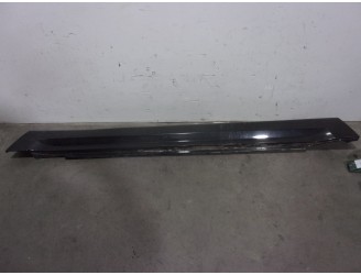 Recambio de faldon lateral para jeep gr. cherokee (wh) 3.0 crd cat referencia OEM IAM 5030000AC NEGRO TEXTURADO 