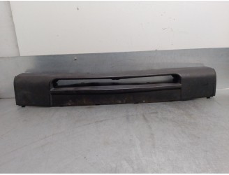 Replacement front moldings for Citroën Xsara Picasso 1.6 HDi 90 SX OEM IAM reference 9650211877 