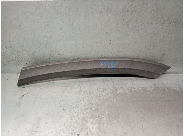 Recambio de aletin trasero izquierdo para seat ateca (kh7, khp) 1.4 tsi referencia OEM IAM 575854989C 575854989C 