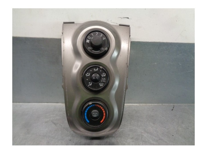 Recambio de mando calefaccion / aire acondicionado para toyota yaris (_p9_) 1.0 vvt-i (ksp90_) referencia OEM IAM 554060D190 554