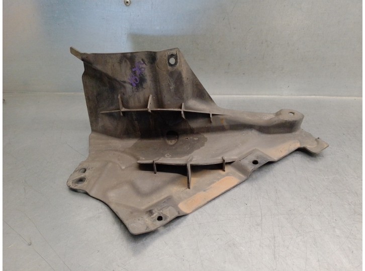 Recambio de cubrecarter para bmw serie 3 berlina (e90) 2.0 turbodiesel cat referencia OEM IAM 51717159190 CESTA 45