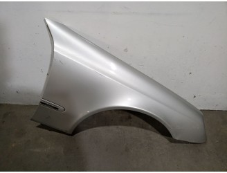 Recambio de aleta delantera derecha para mercedes-benz clase e (w211) berlina 2.7 cdi cat referencia OEM IAM A2118800818 A211880