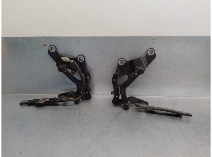 Recambio de bisagra capot para bmw serie 3 berlina (e90) 2.0 turbodiesel cat referencia OEM IAM 7115264ES03 7115263ES03 