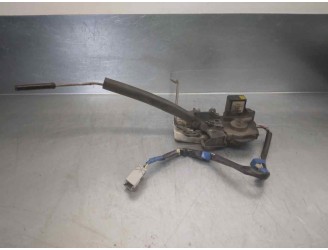 Recambio de cerradura puerta delantera derecha para mg serie 600 (rh) 618 i referencia OEM IAM 72111SN7G030 4 PINES 4 OPUERTAS