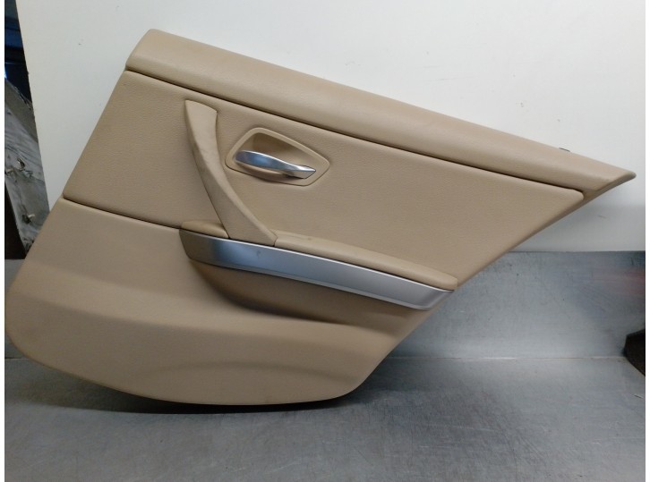 Recambio de guarnecido puerta trasera derecha para bmw serie 3 berlina (e90) 2.0 turbodiesel cat referencia OEM IAM 6458991 