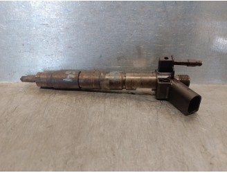 Recambio de inyector para bmw serie 3 berlina (e90) 2.0 turbodiesel cat referencia OEM IAM 779787705 0445116001 BOSCH