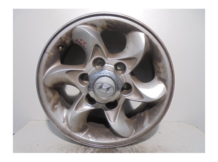 Recambio de llanta para hyundai terracan (hp) 2.9 crdi gl referencia OEM IAM 52910H1400 R167JX16OFFSET20 ALUMINIO 6P