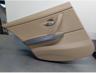 Recambio de guarnecido puerta trasera izquierda para bmw serie 3 berlina (e90) 2.0 turbodiesel cat referencia OEM IAM 6458991 