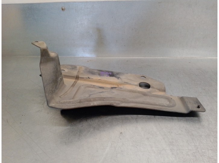 Recambio de cubrecarter para bmw serie 3 berlina (e90) 2.0 turbodiesel cat referencia OEM IAM 711691109 CESTA 45