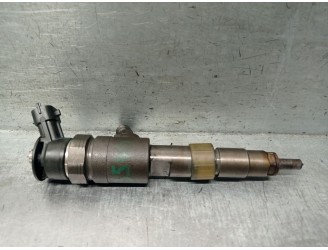 Recambio de inyector para ford focus iii turnier 1.5 tdci referencia OEM IAM CV6Q9F593AA 0445110489