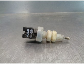 Recambio de interruptor para iveco daily caja cerrada (1989 =>) 2.5 diesel referencia OEM IAM 4856030  