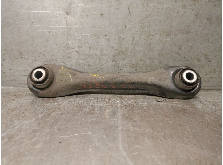 Replacement rear left lower suspension arm for Ford Kuga II (DM2) 2.0 TDCi OEM IAM reference 1500111 1500111 