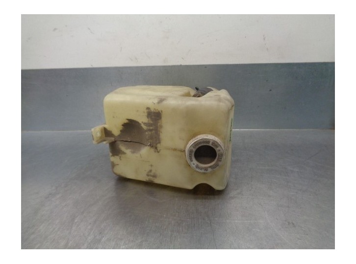 Recambio de deposito limpia para iveco daily caja cerrada (1989 =>) 2.5 diesel referencia OEM IAM 93928337  