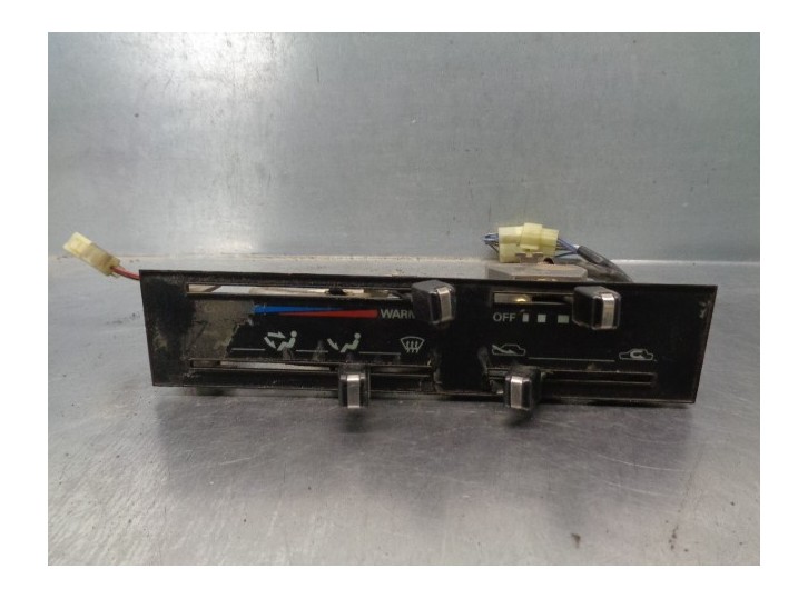 Recambio de mando calefaccion / aire acondicionado para daihatsu rocky todoterreno referencia OEM IAM 26951450  