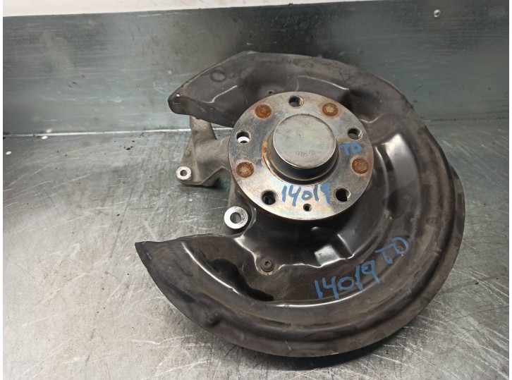 Replacement rear right stub axle for Volkswagen Passat Variant (365) 2.0 TDI OEM IAM reference 3C0505436F 