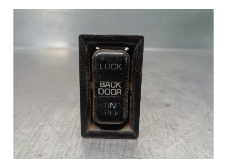 Recambio de interruptor para daihatsu rocky todoterreno referencia OEM IAM 4760J23  