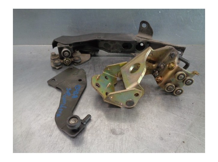 Recambio de bisagra puerta para mitsubishi space runner (n60) 2.0 i glx (i) referencia OEM IAM MR599174 MR294158 