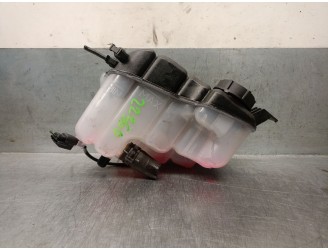 Replacement expansion tank for Volvo S60 II (134) D4 OEM IAM reference 31200320 31200320 